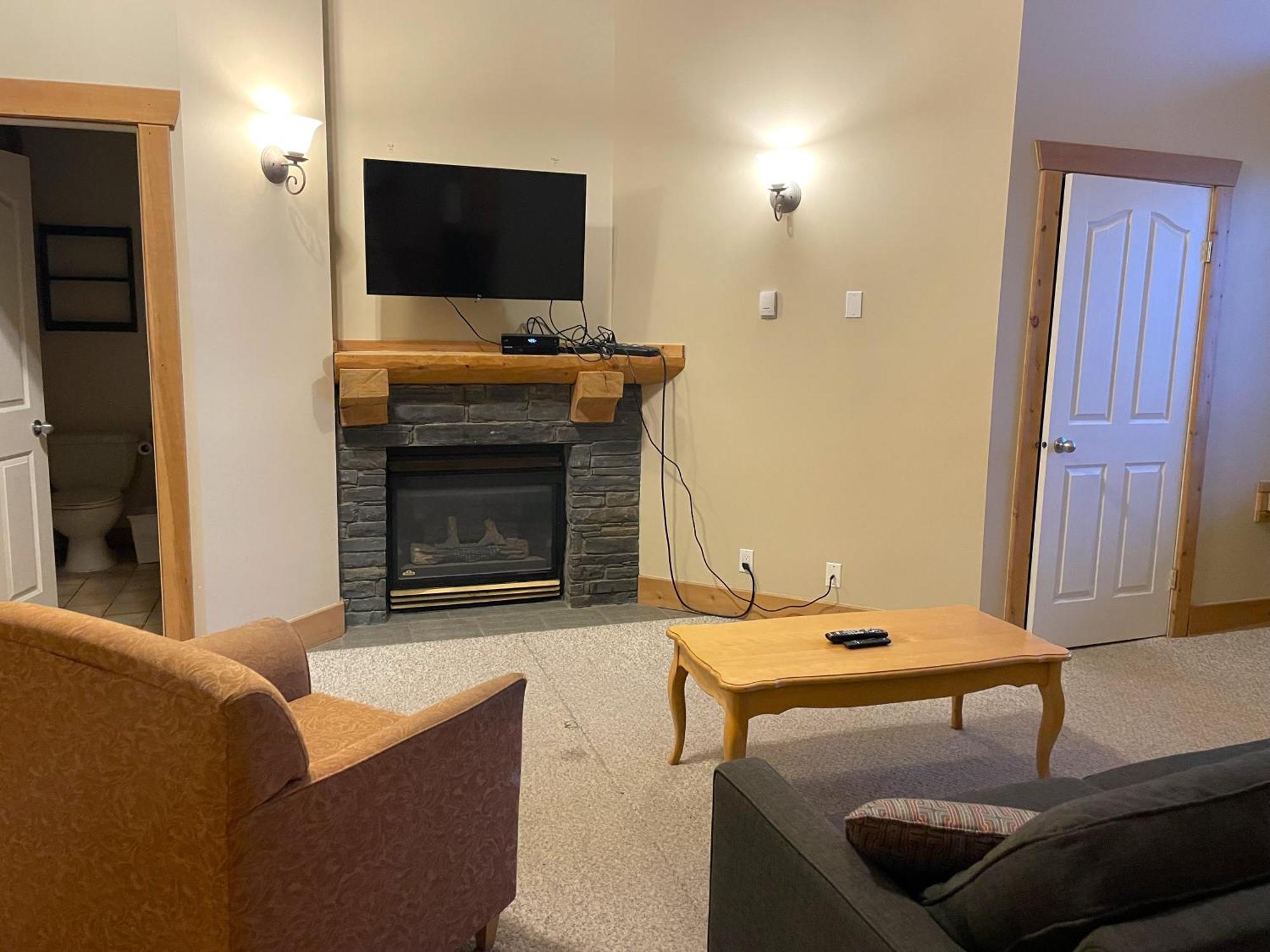 Cornerstone Lodge By Park Vacation Management ファーニー エクステリア 写真